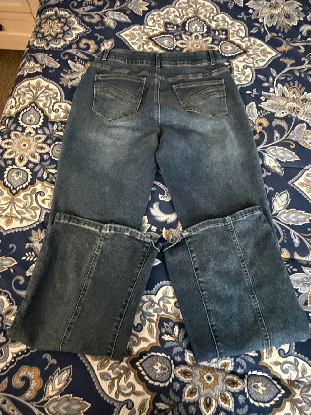 Indigo Poppy Classic Mid Wash Women’s Jeans - Flared Leg - Picture 3 of 4